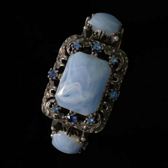 Vintage Jewelry - VTG Renaissance Revival Unsigned Hinged Cuff Bracelet; Selro Inspired